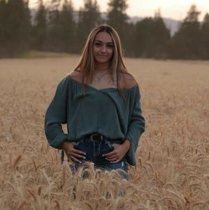 Meet your Posher, Lexi